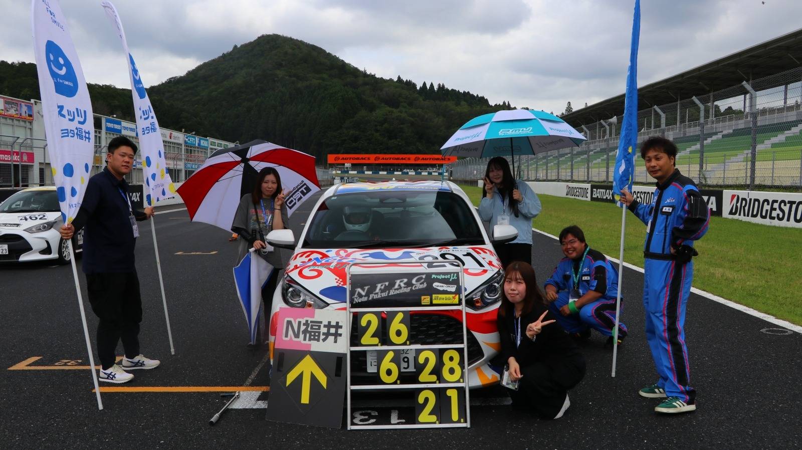 ヤリスカップ　Yaris Cup　レース　岡山国際サーキット　ネッツトヨタ福井　社員　モータースポーツ活動　福利厚生