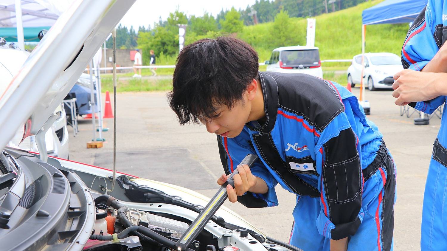 トヨタガズーレーシング　勝山ラリー　福井　トヨタ販売店　ラリちゃれ　ネッツトヨタ福井　整備