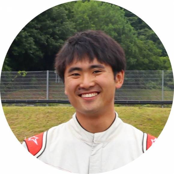 ヤリスカップ　Yaris Cup　レース　岡山国際サーキット　ネッツトヨタ福井　社員　モータースポーツ活動　福利厚生